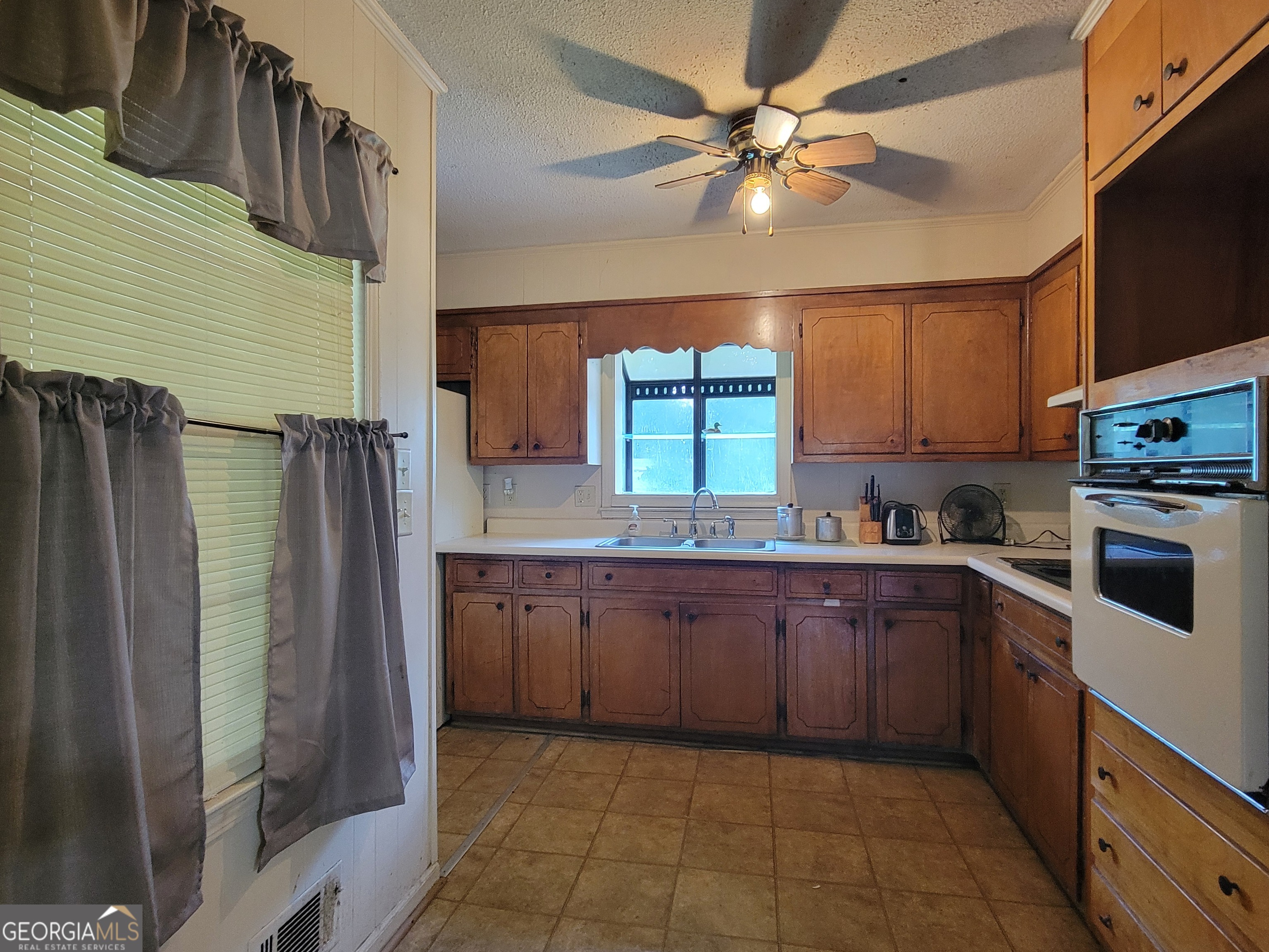 1362 Whites Chapel Road Elberton GA 30635