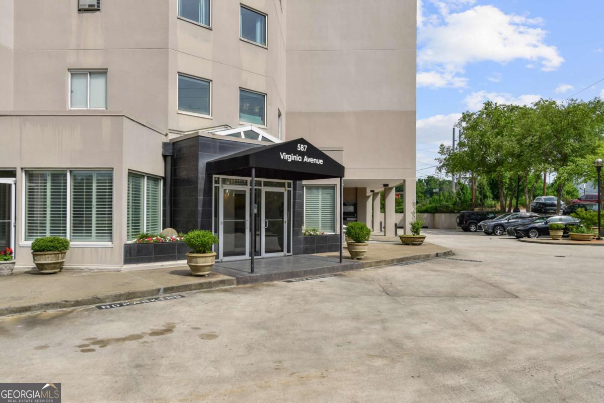 587 Virginia Avenue NE Atlanta GA 30306