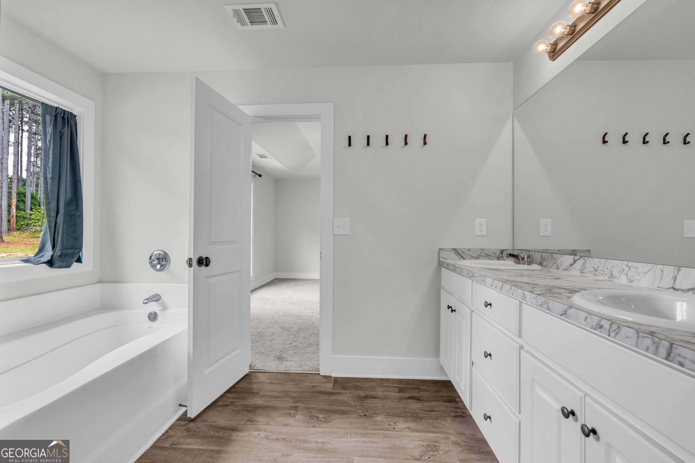 378 Walnut Drive Hartwell GA 30643