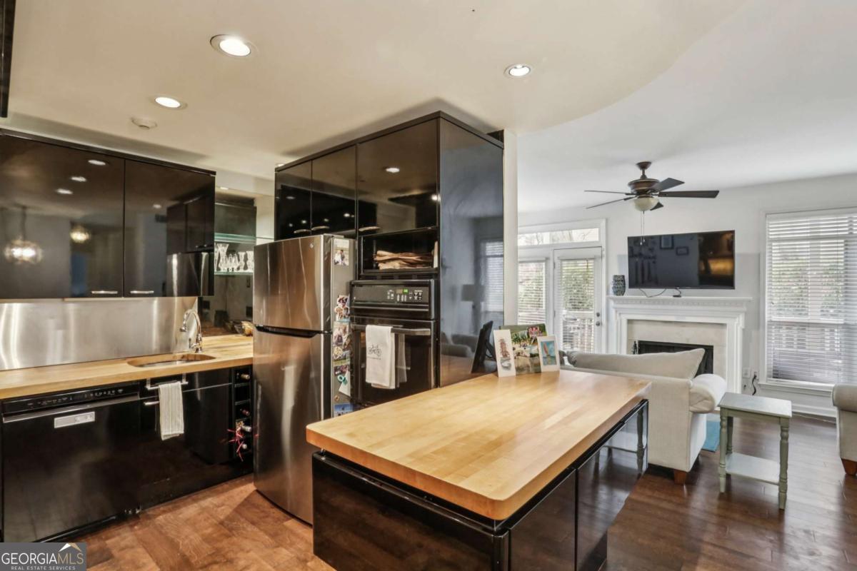 1513 Mcgill Park Avenue NE Atlanta GA 30312