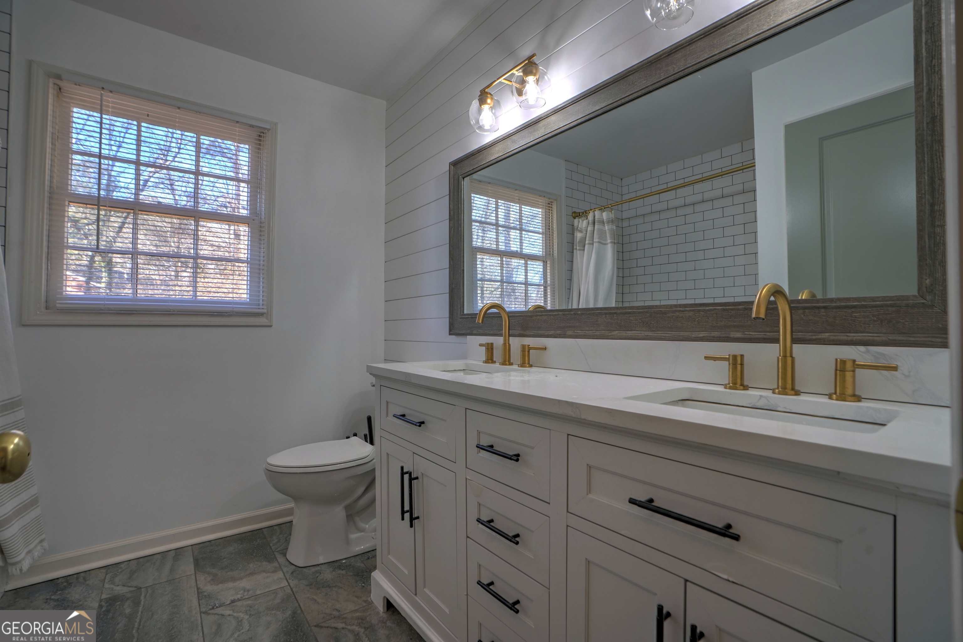 17 Glenda Drive SW Rome GA 30165