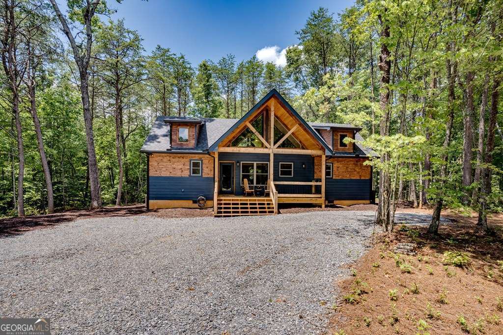 1134 Lees Ride Mccaysville GA 30555