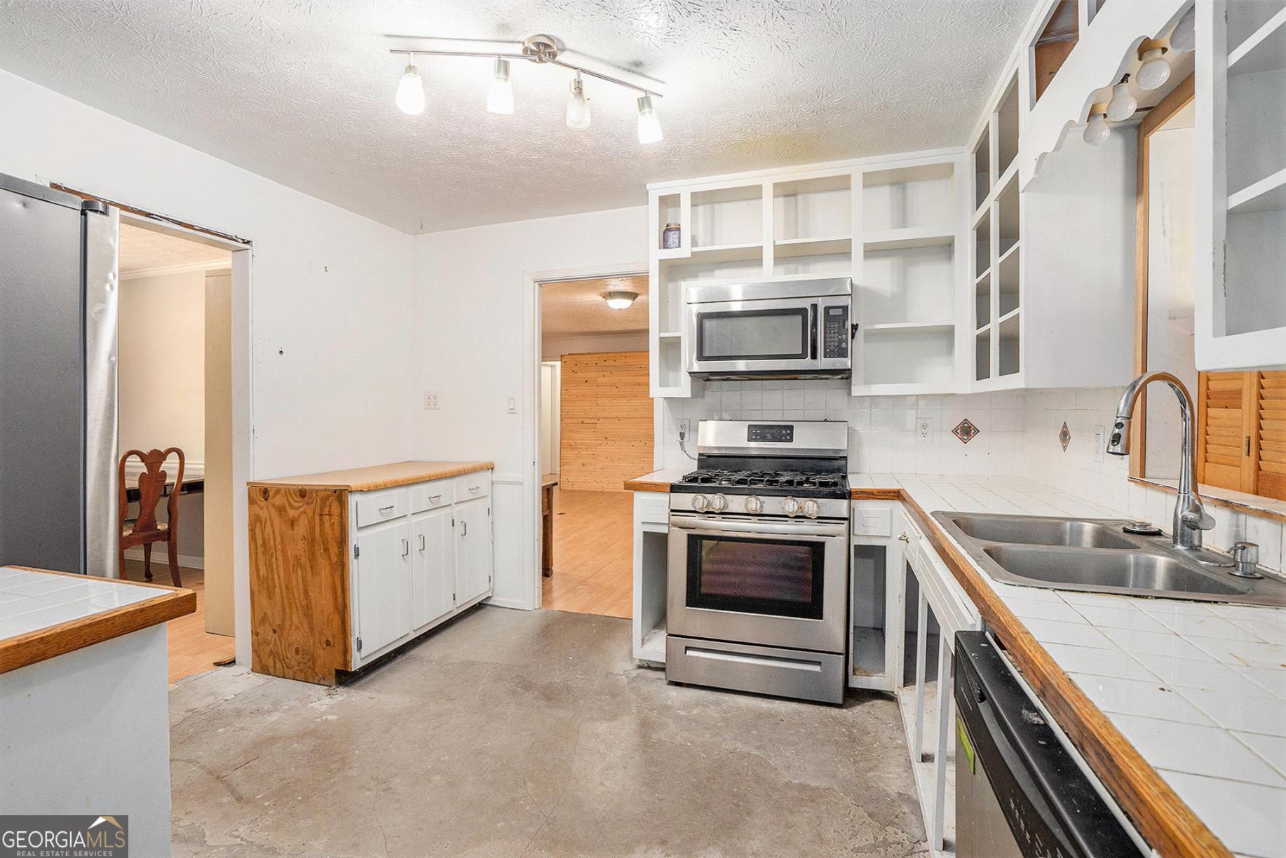 2358 Cannon Hill Road SW Lilburn GA 30047