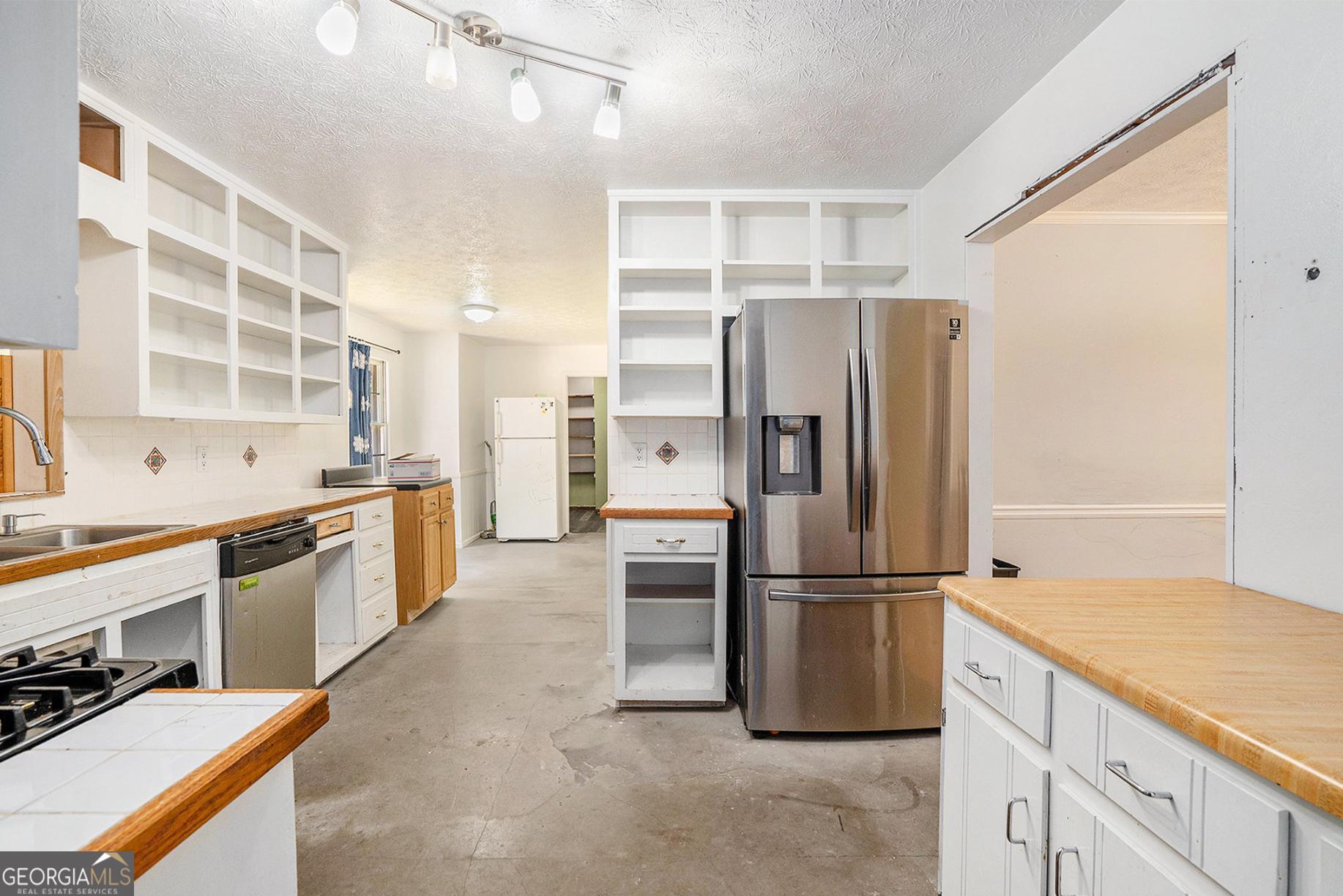 2358 Cannon Hill Road SW Lilburn GA 30047