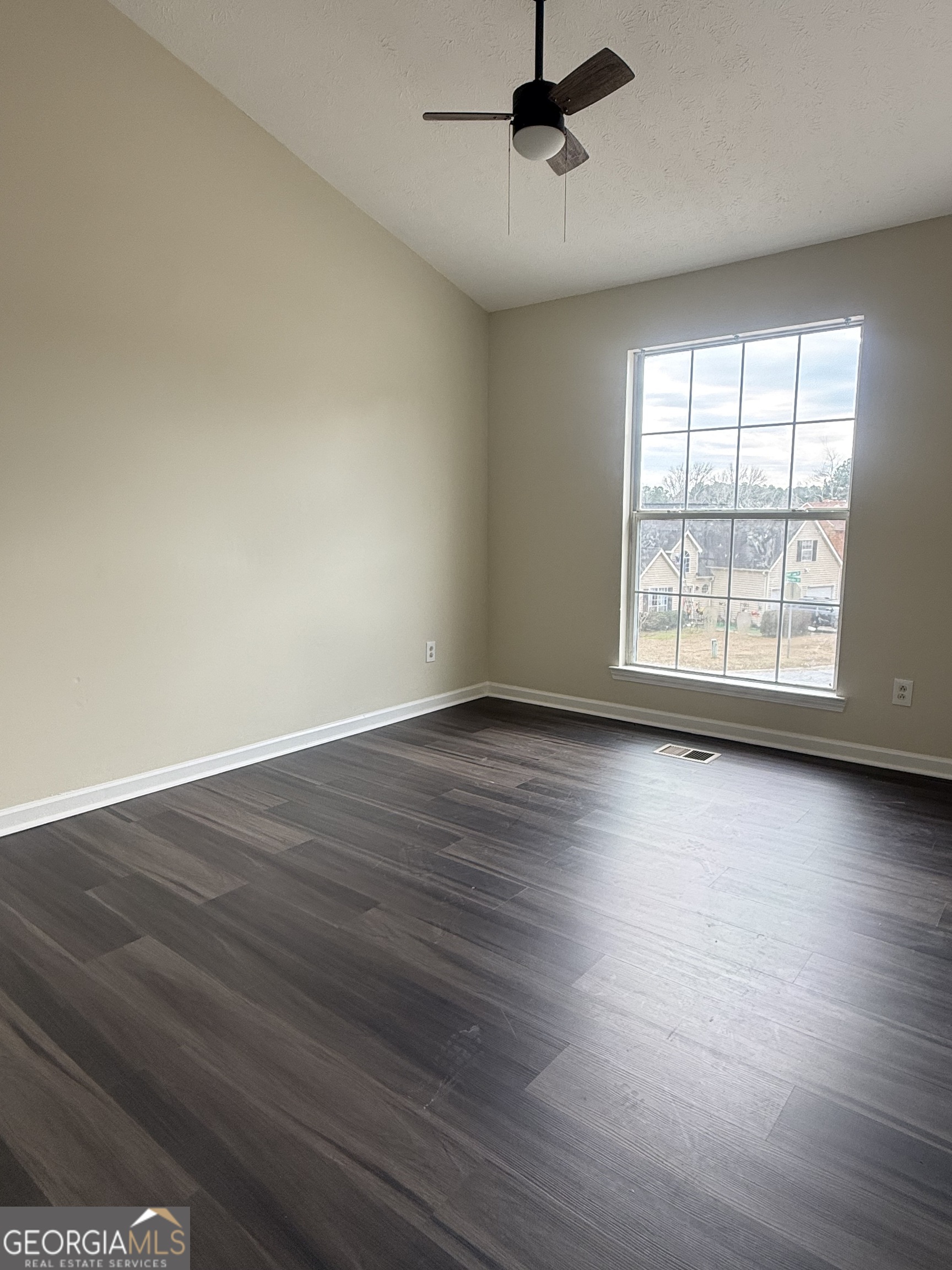 7934 Woodlake Drive Riverdale GA 30274