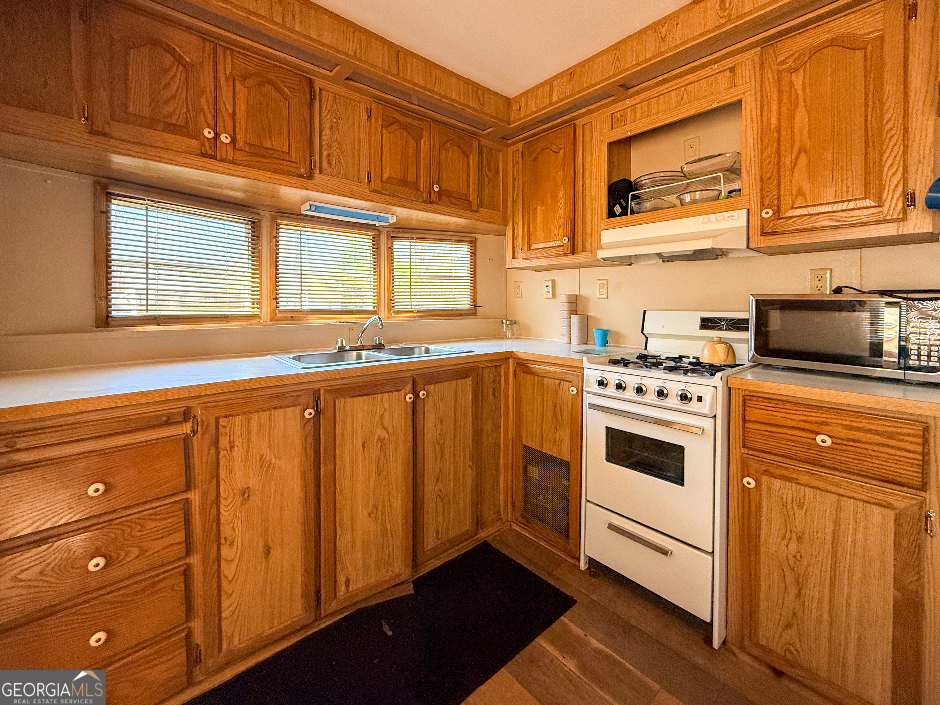 331 Holiday Loop Cleveland GA 30528