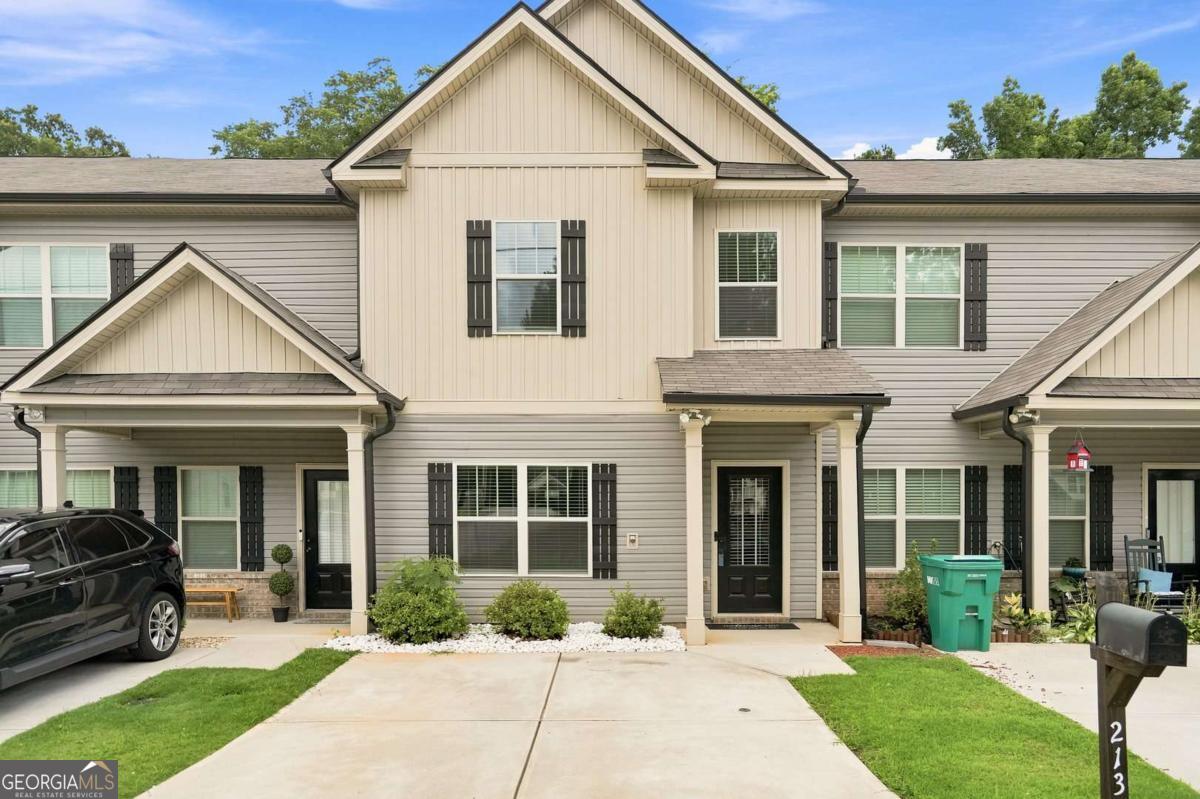 213 Camellia Court Jackson GA 30233