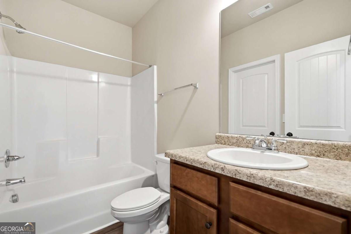 213 Camellia Court Jackson GA 30233