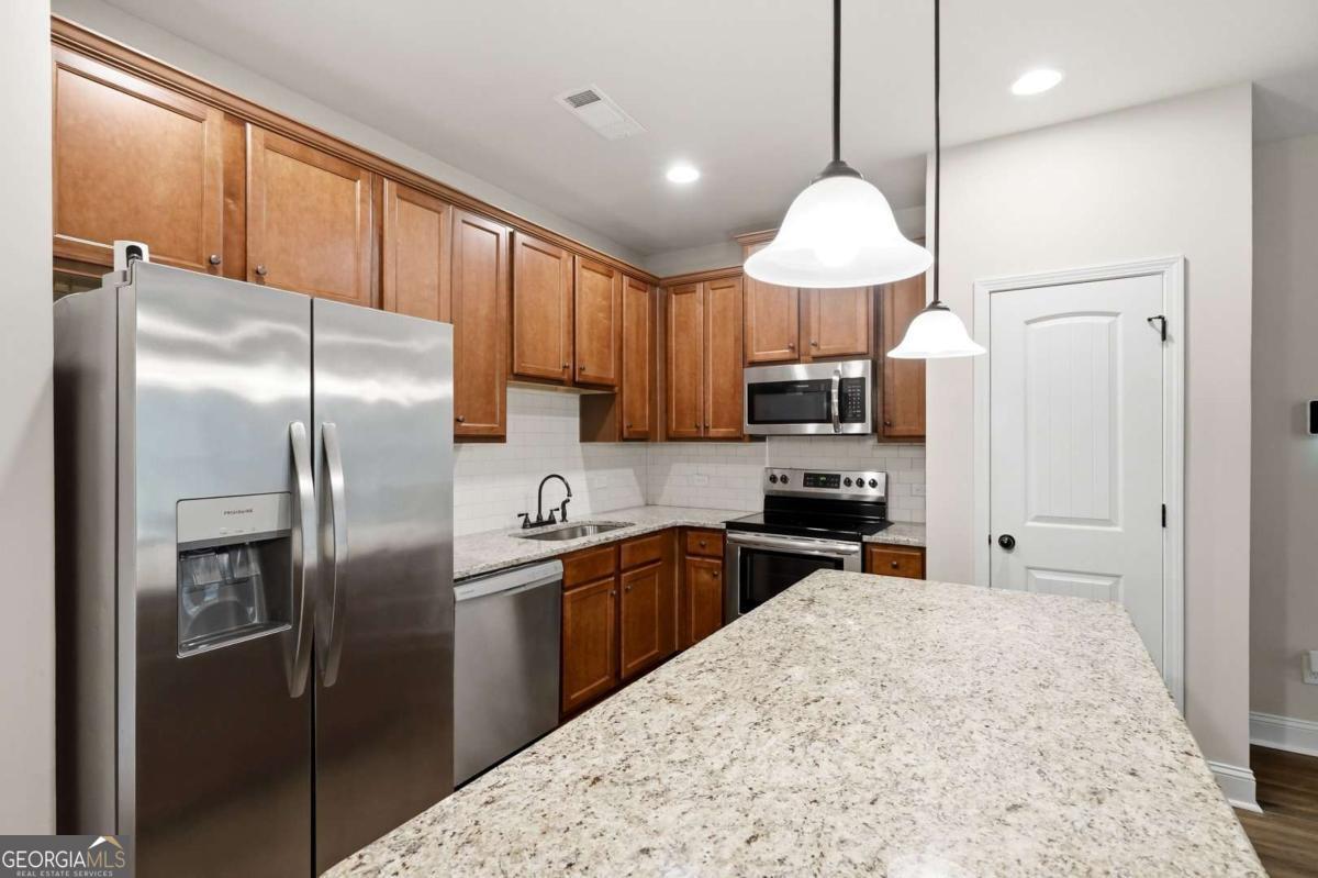 213 Camellia Court Jackson GA 30233