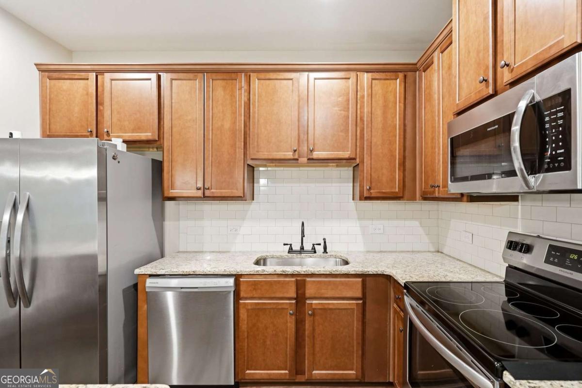 213 Camellia Court Jackson GA 30233