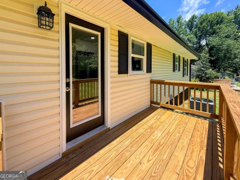 16 Veras Drive Cleveland GA 30528