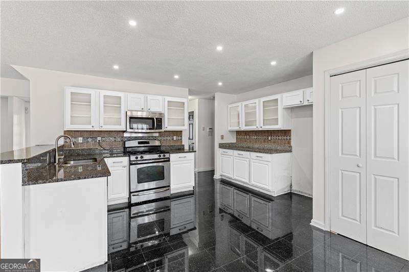 3550 Willow Tree Trace Decatur GA 30034