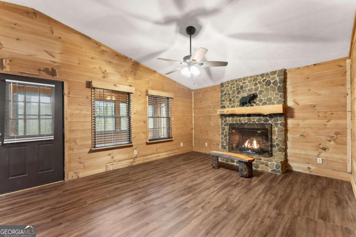 279 Cindy Cove Road Blairsville GA 30512