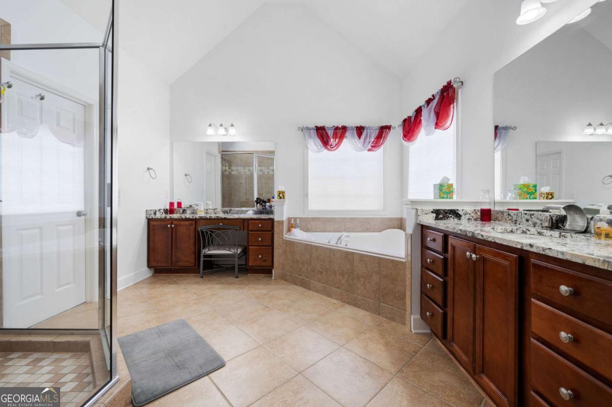 1227 Castle Point Court SW Conyers GA 30094