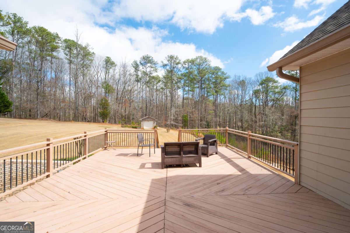 1227 Castle Point Court SW Conyers GA 30094