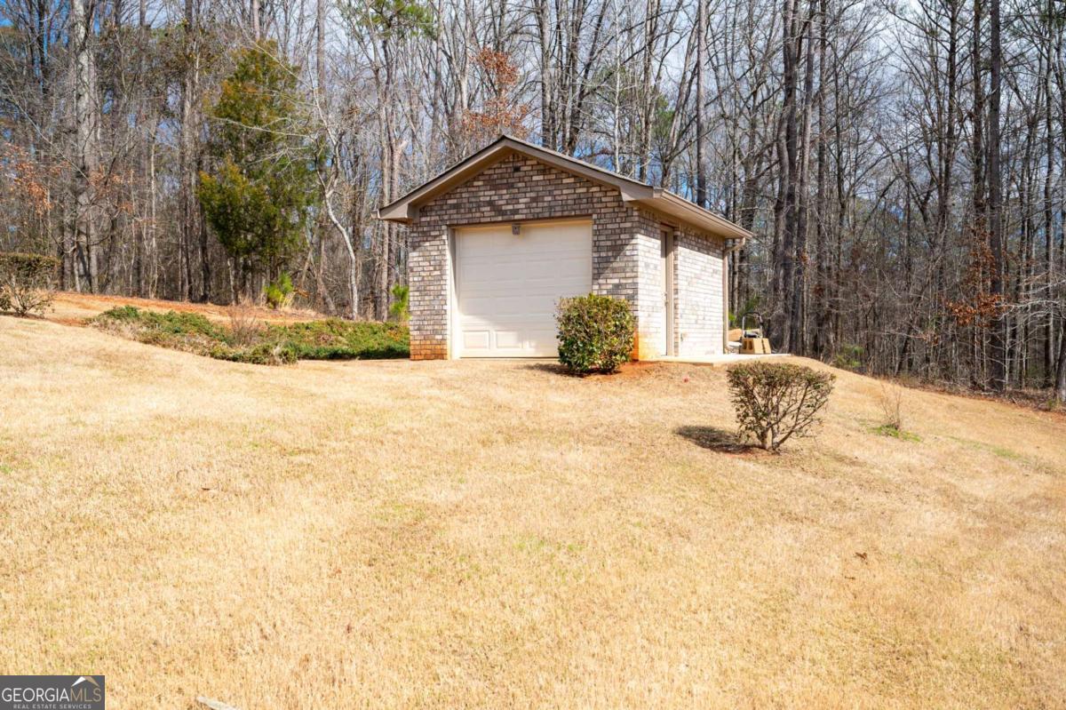 1227 Castle Point Court SW Conyers GA 30094