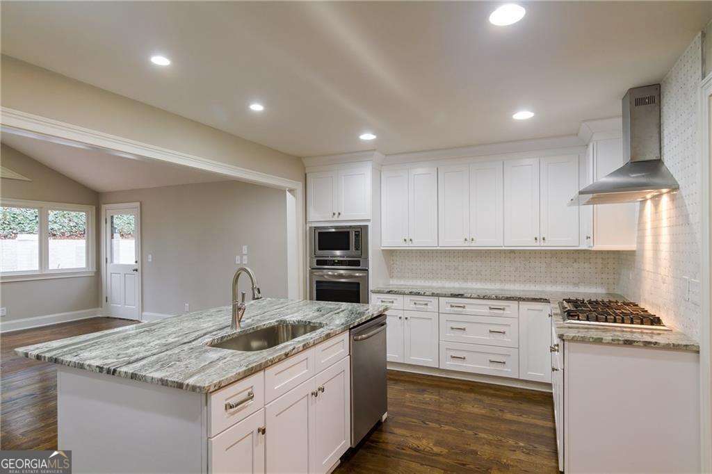 1565 Summerset Drive Atlanta GA 30338