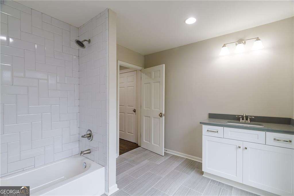 1565 Summerset Drive Atlanta GA 30338