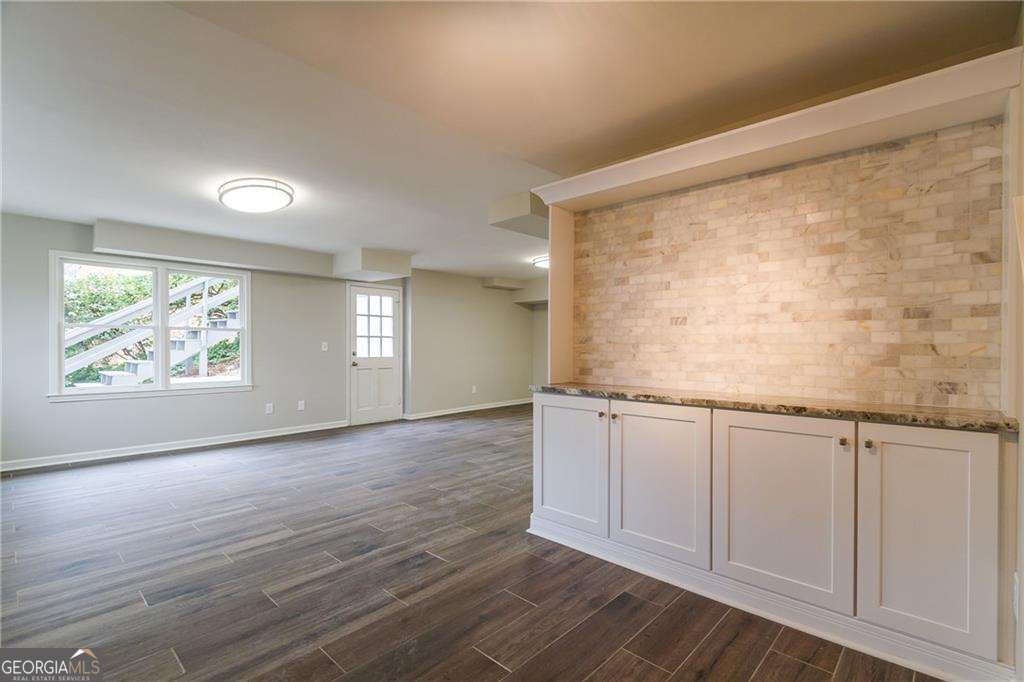 1565 Summerset Drive Atlanta GA 30338