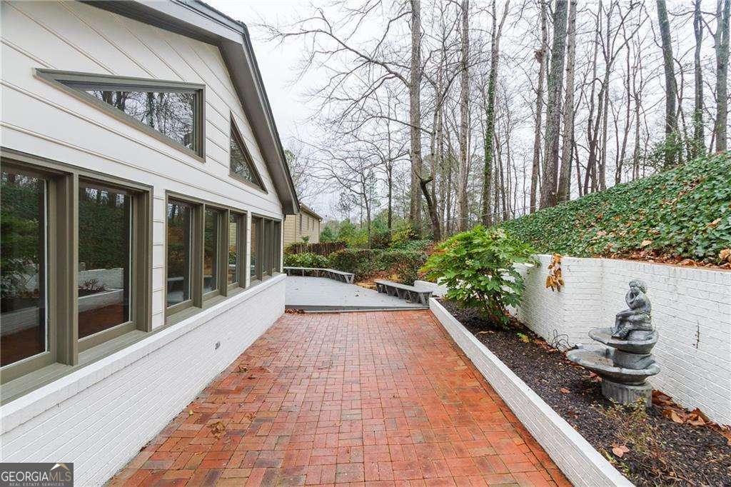 1565 Summerset Drive Atlanta GA 30338