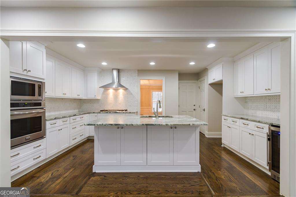 1565 Summerset Drive Atlanta GA 30338
