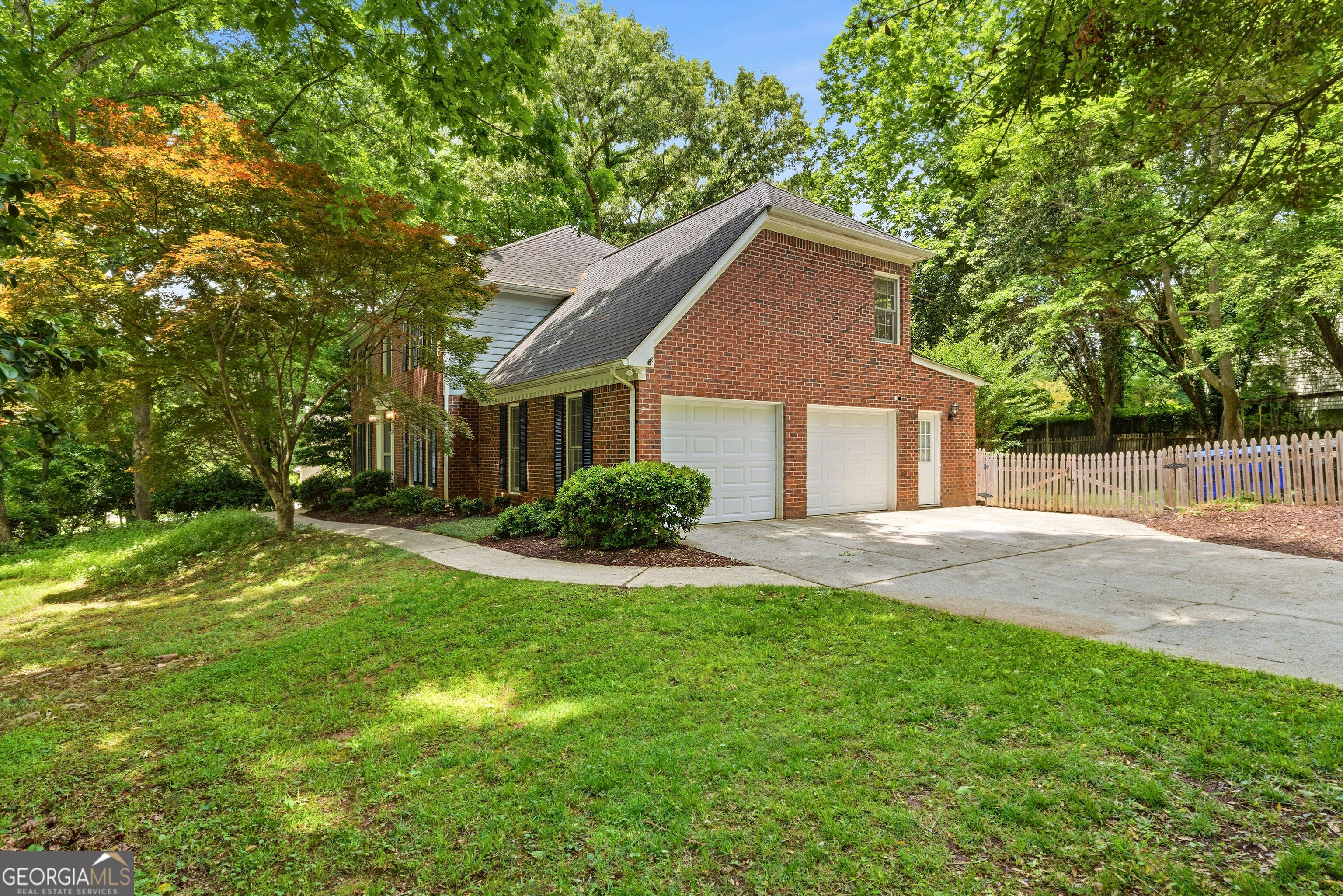 100 Lakemont Circle Fayetteville GA 30215