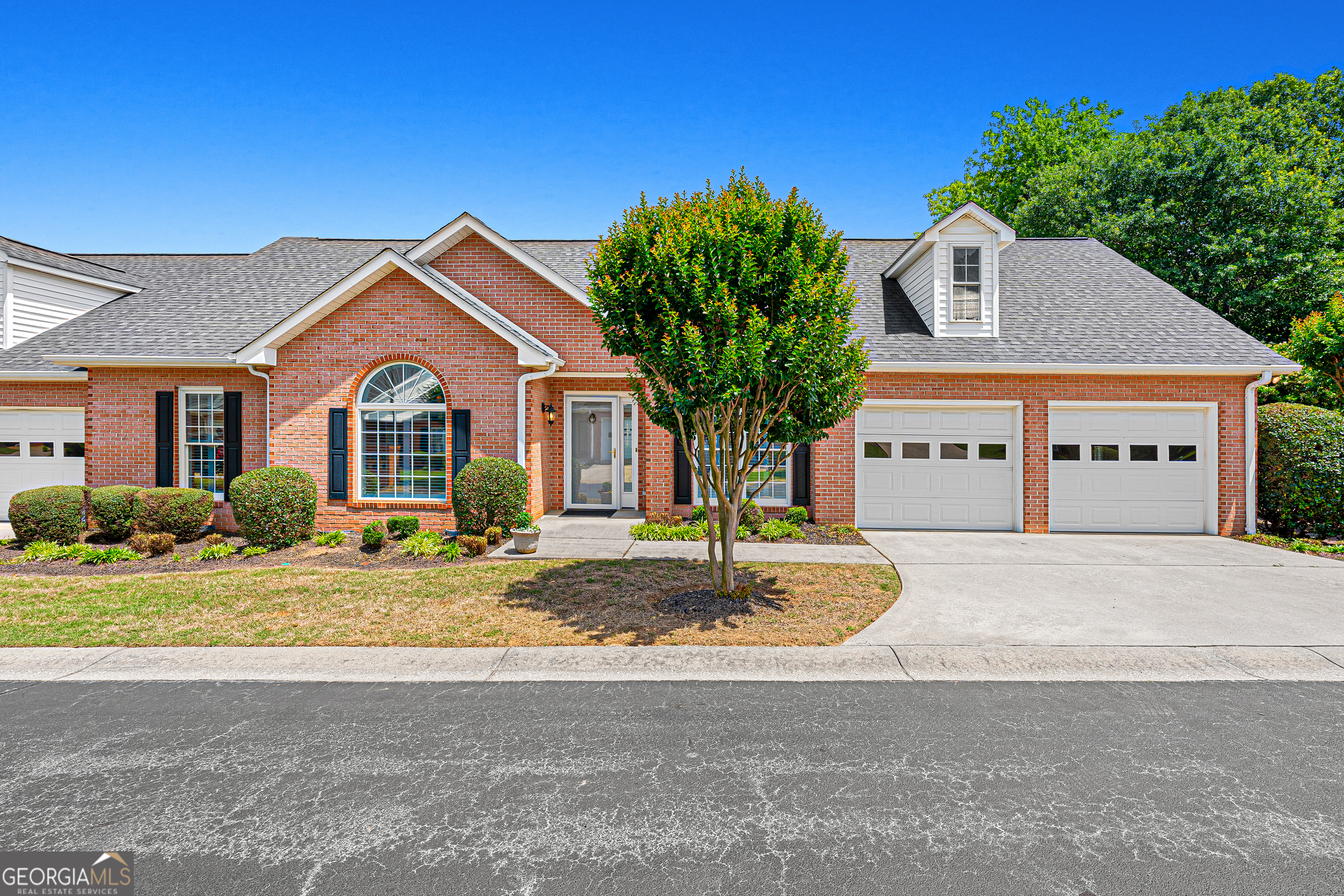 41 Somerset Court Hartwell GA 30643
