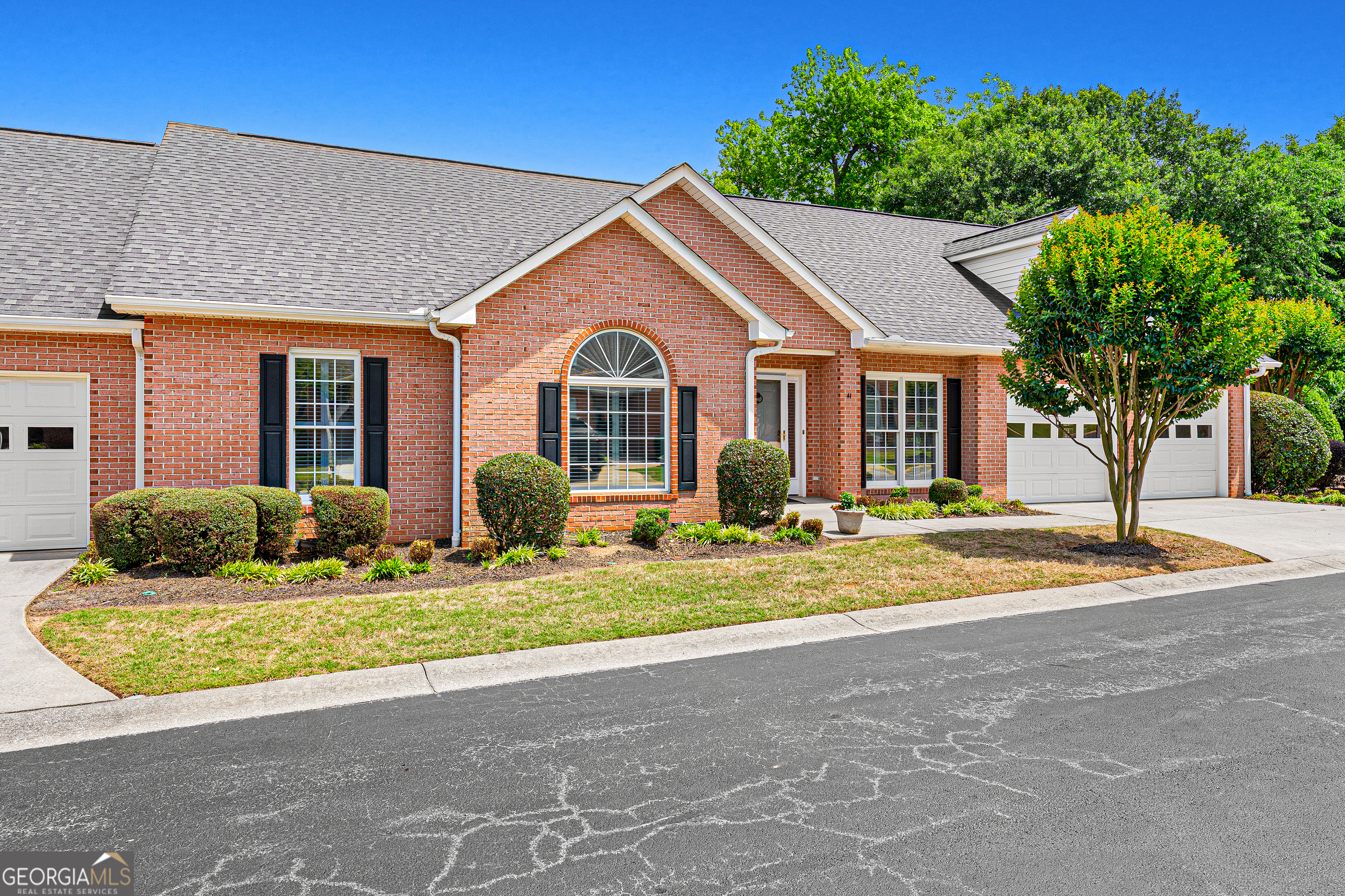 41 Somerset Court Hartwell GA 30643