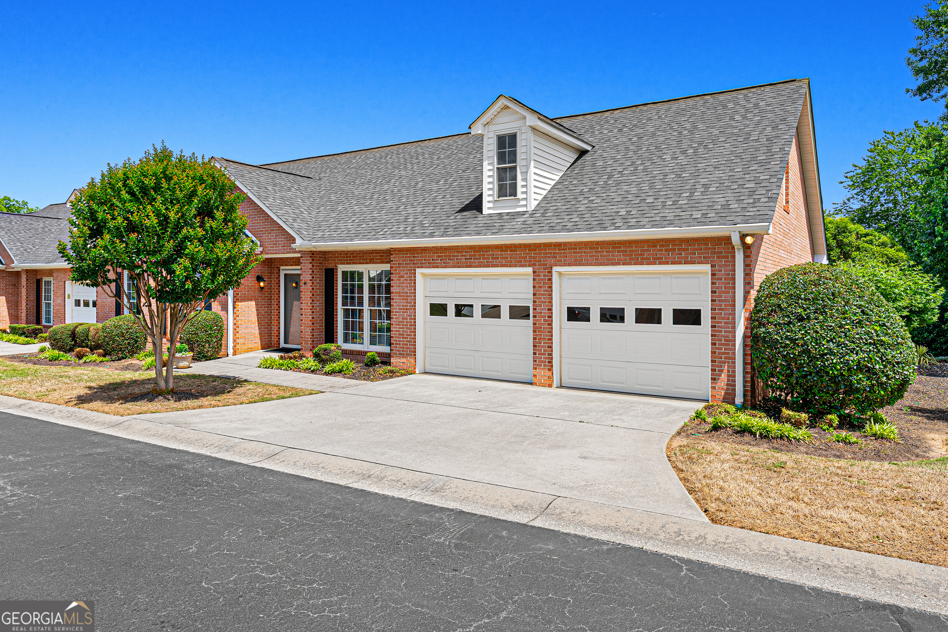 41 Somerset Court Hartwell GA 30643