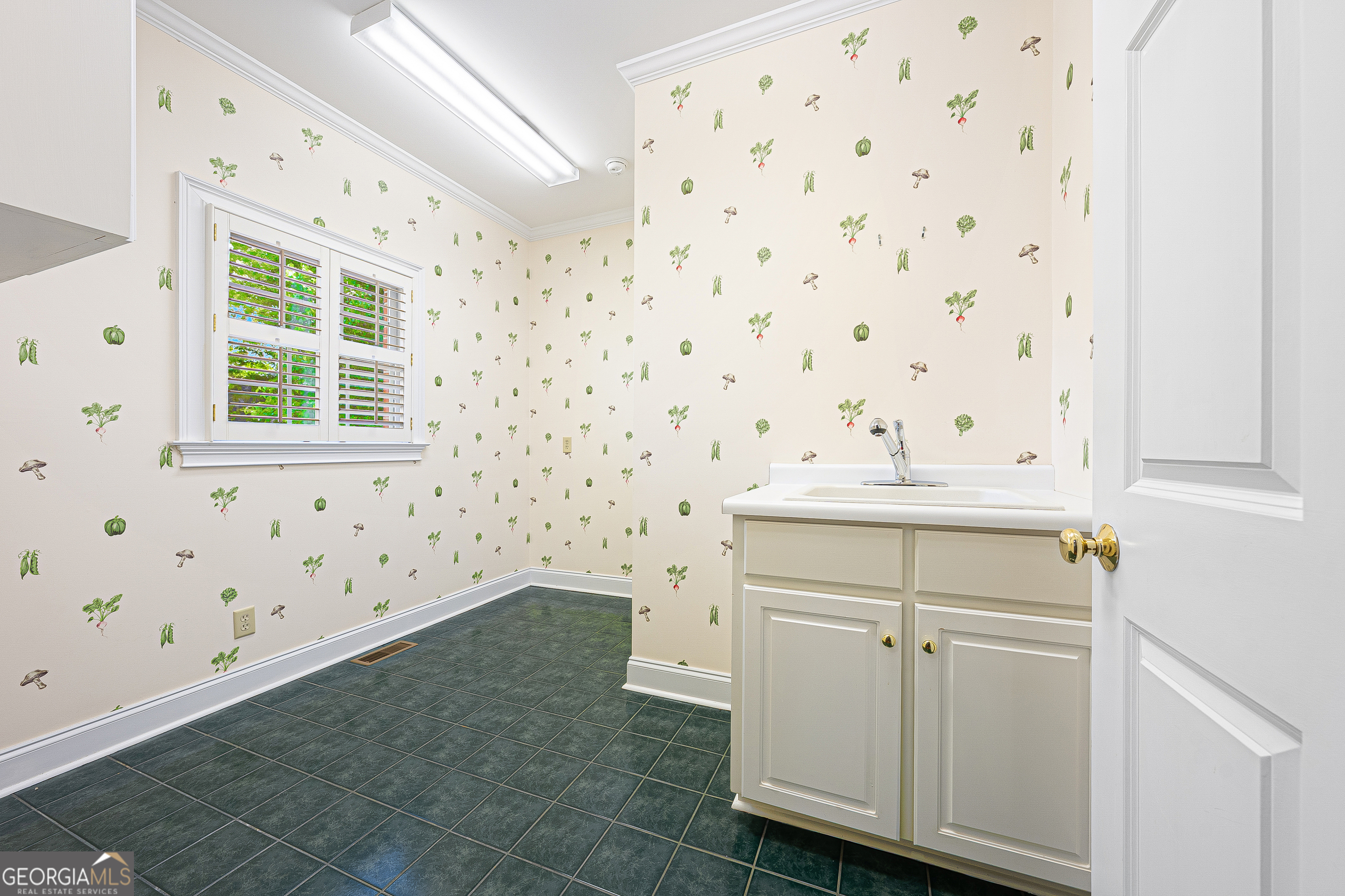 41 Somerset Court Hartwell GA 30643