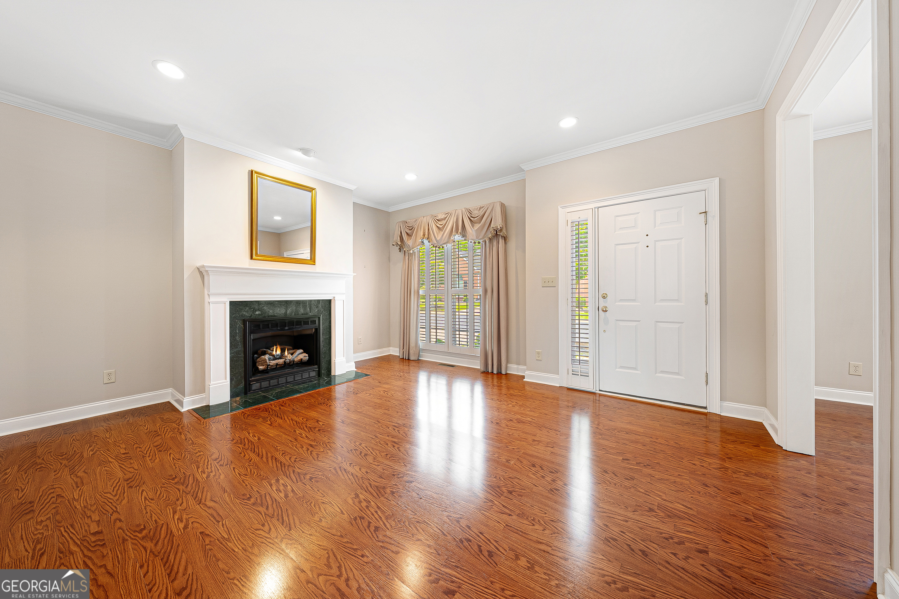41 Somerset Court Hartwell GA 30643