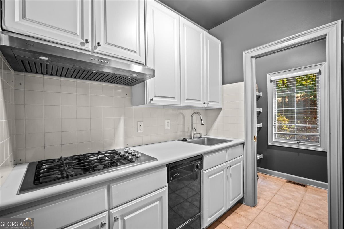 1670 Riverside Road Roswell GA 30076