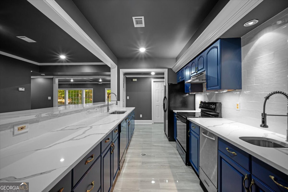 1670 Riverside Road Roswell GA 30076