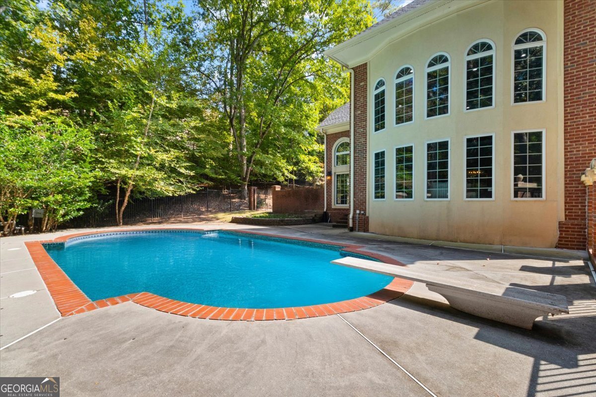 1670 Riverside Road Roswell GA 30076