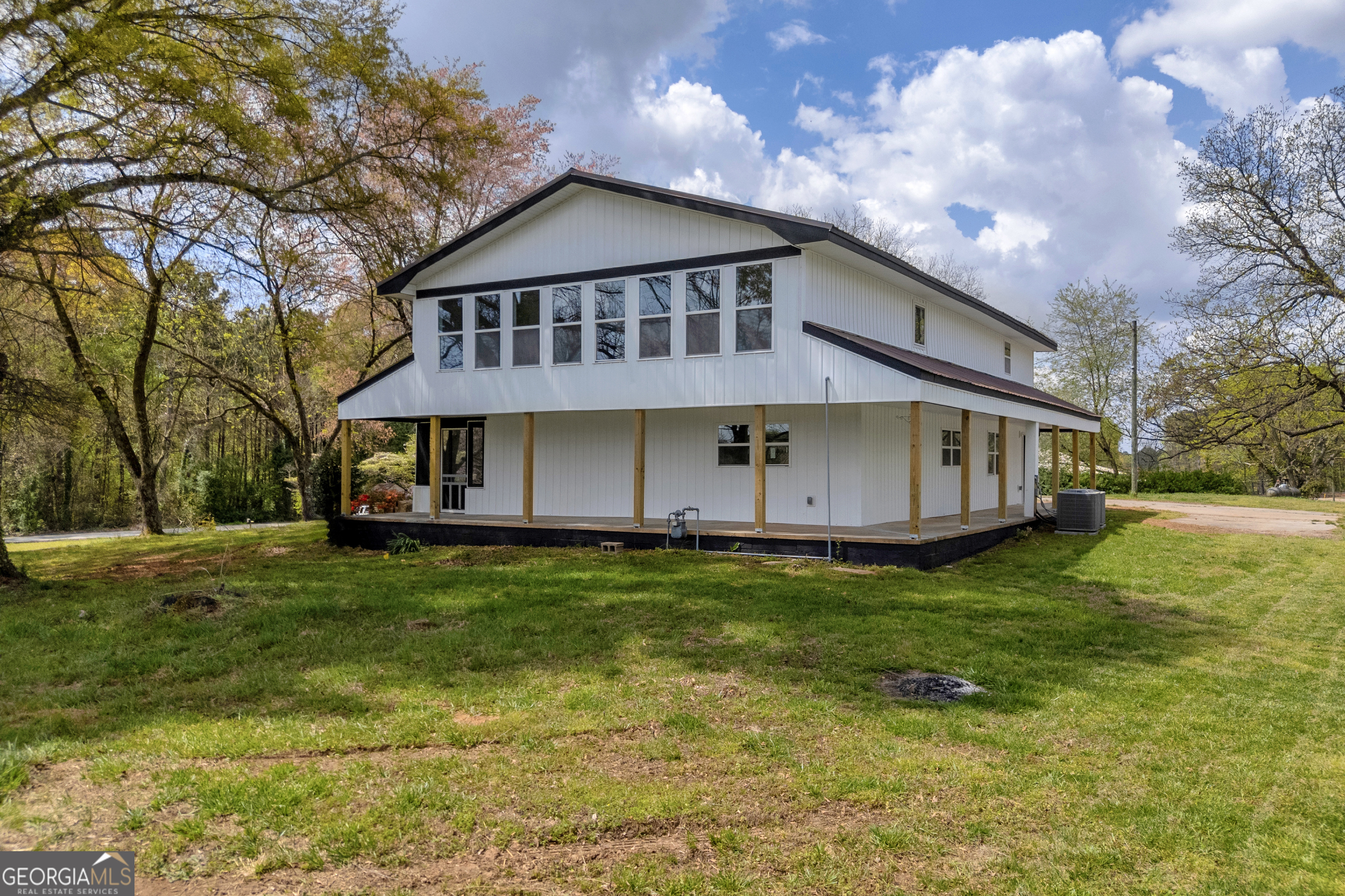 8606 Holly Springs Road Maysville GA 30558