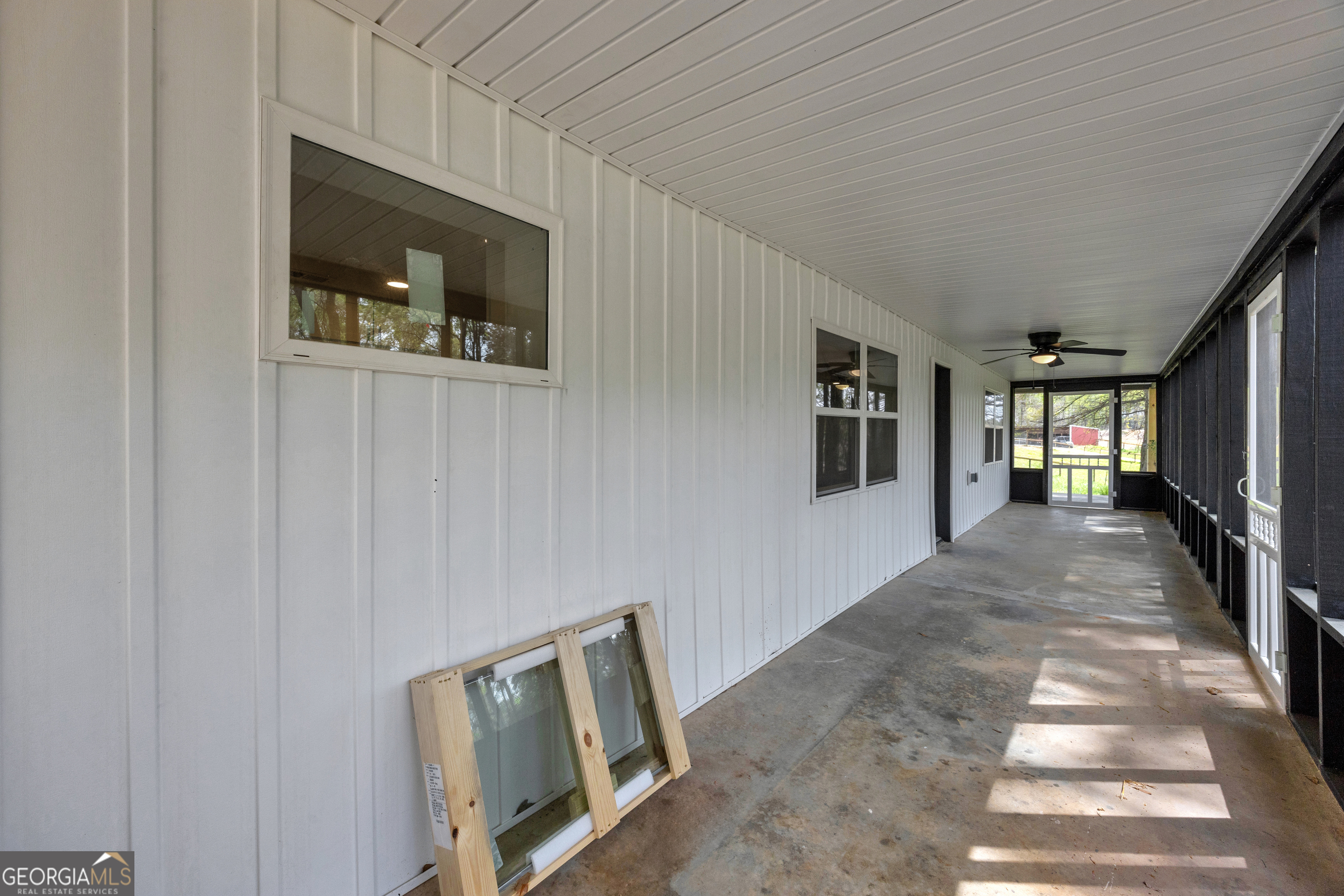 8606 Holly Springs Road Maysville GA 30558