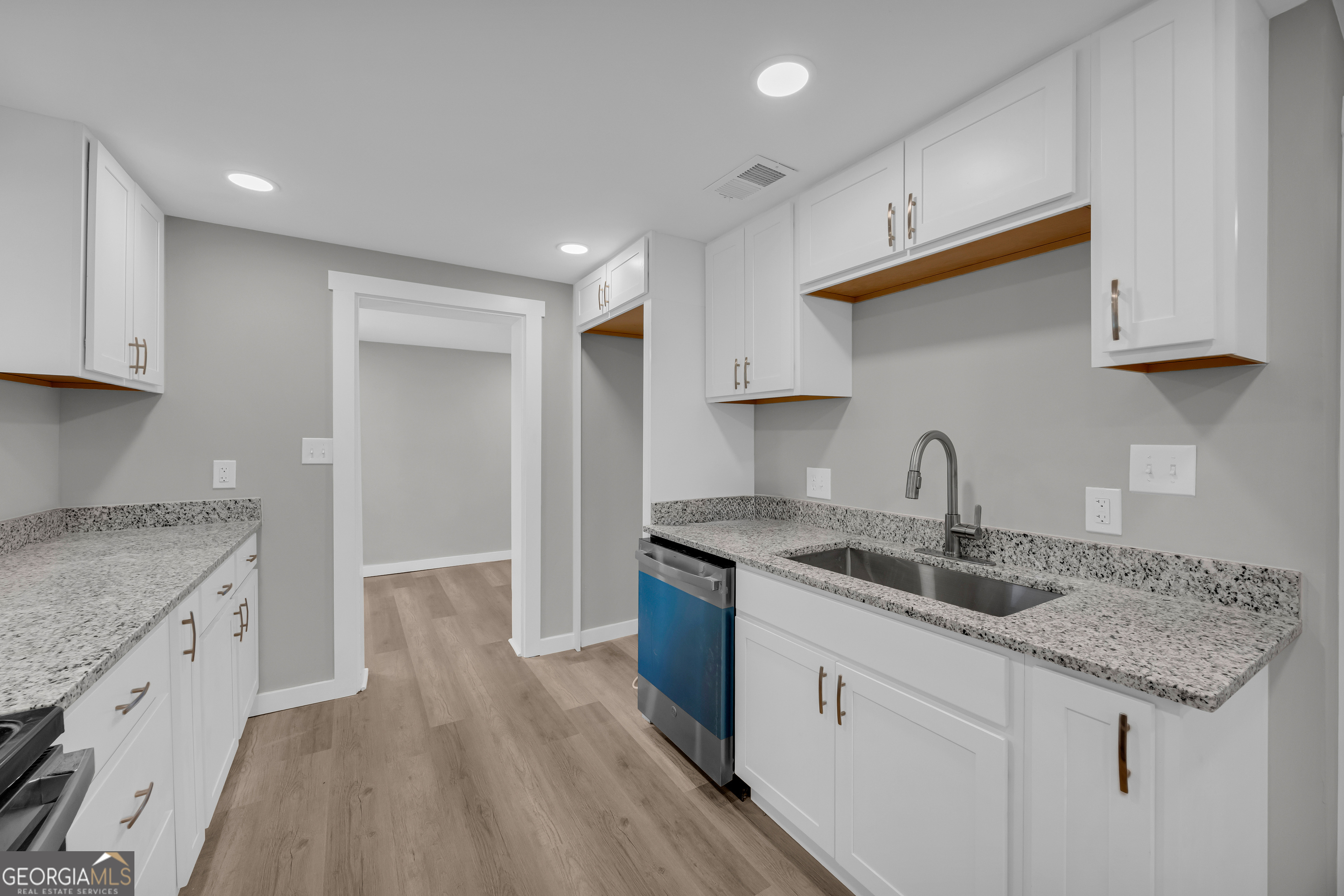 8606 Holly Springs Road Maysville GA 30558