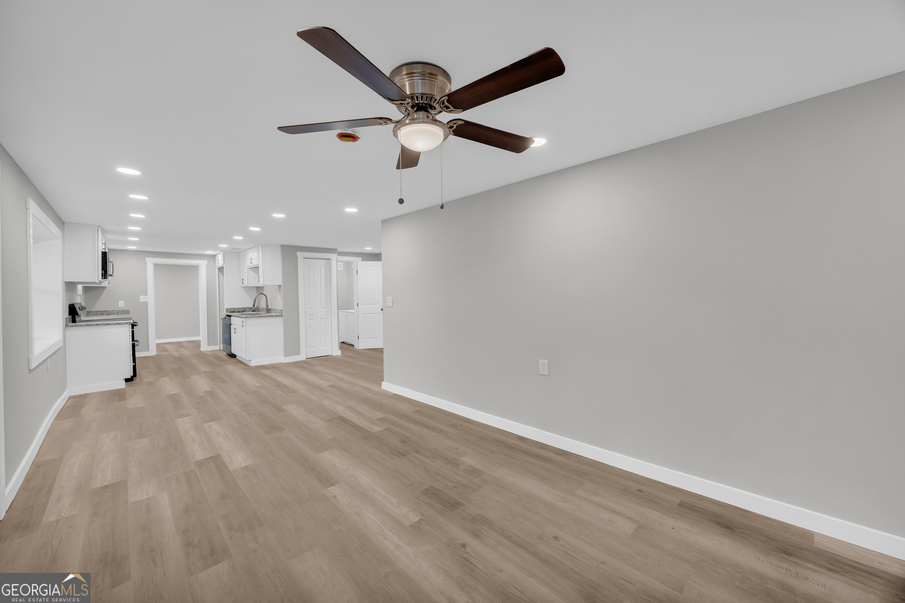 8606 Holly Springs Road Maysville GA 30558