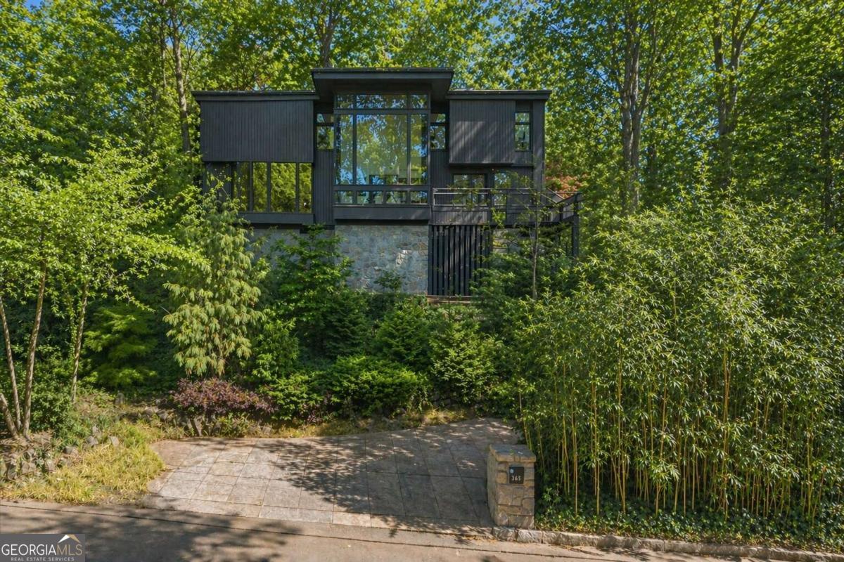 365 Brentwood Terrace NE Atlanta GA 30305