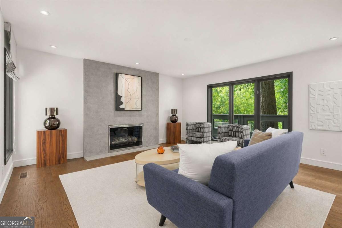 365 Brentwood Terrace NE Atlanta GA 30305