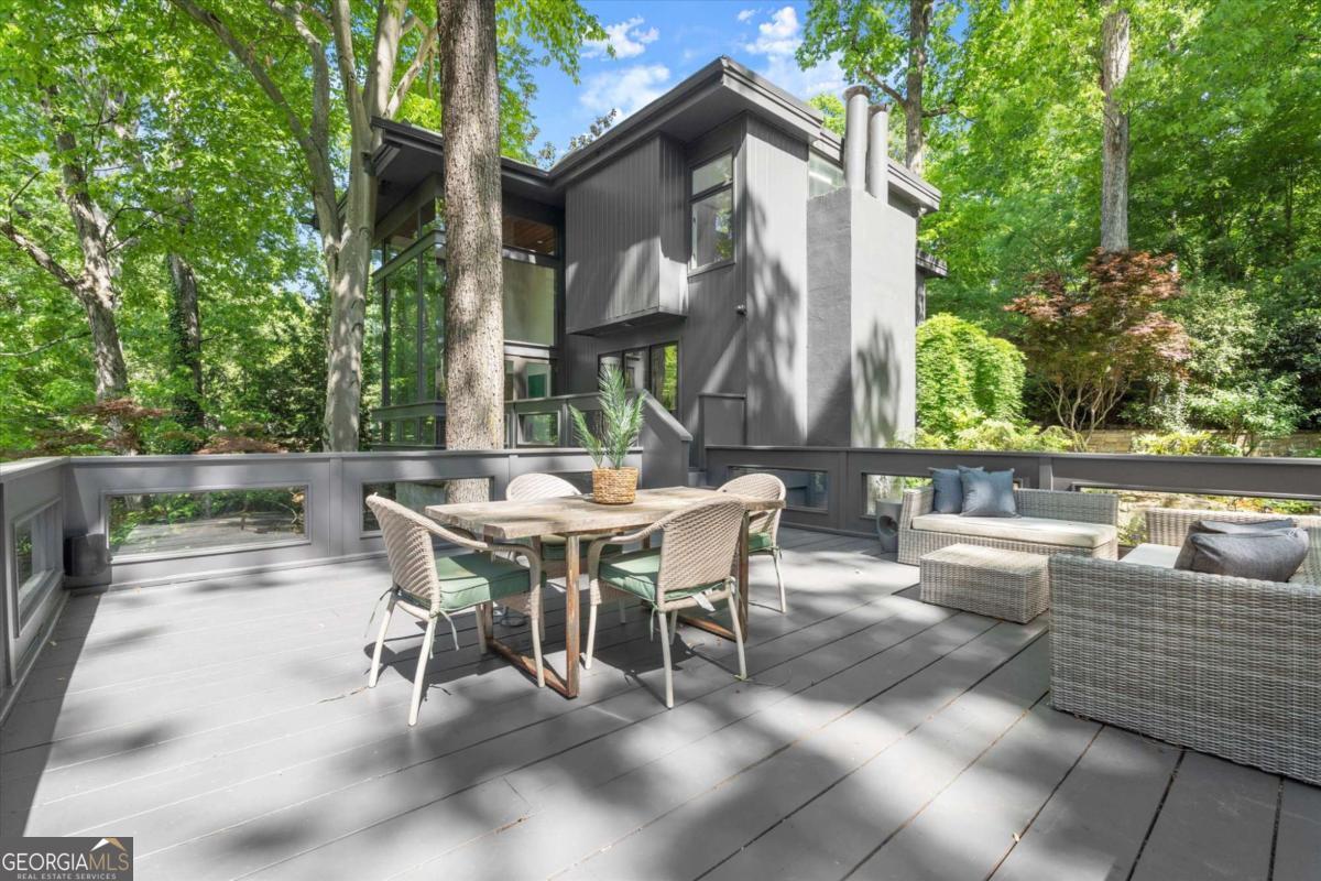365 Brentwood Terrace NE Atlanta GA 30305