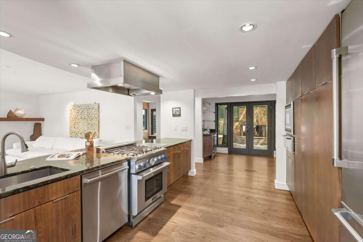 365 Brentwood Terrace NE Atlanta GA 30305