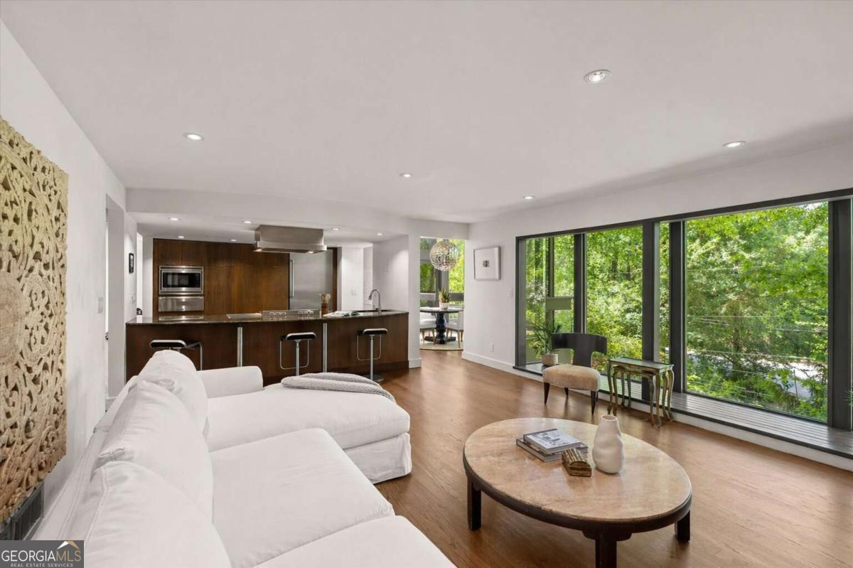 365 Brentwood Terrace NE Atlanta GA 30305