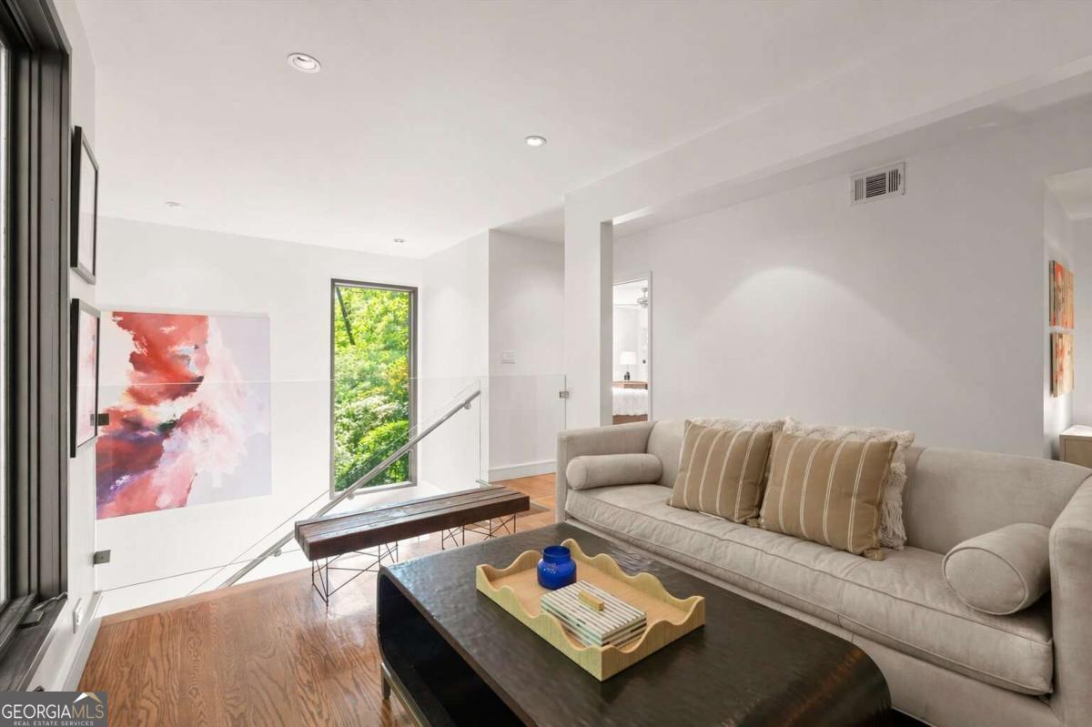 365 Brentwood Terrace NE Atlanta GA 30305