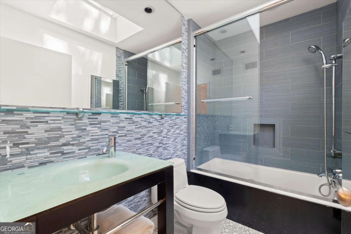 365 Brentwood Terrace NE Atlanta GA 30305