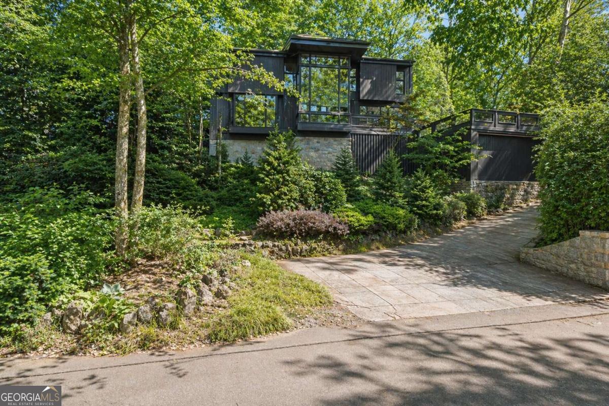 365 Brentwood Terrace NE Atlanta GA 30305