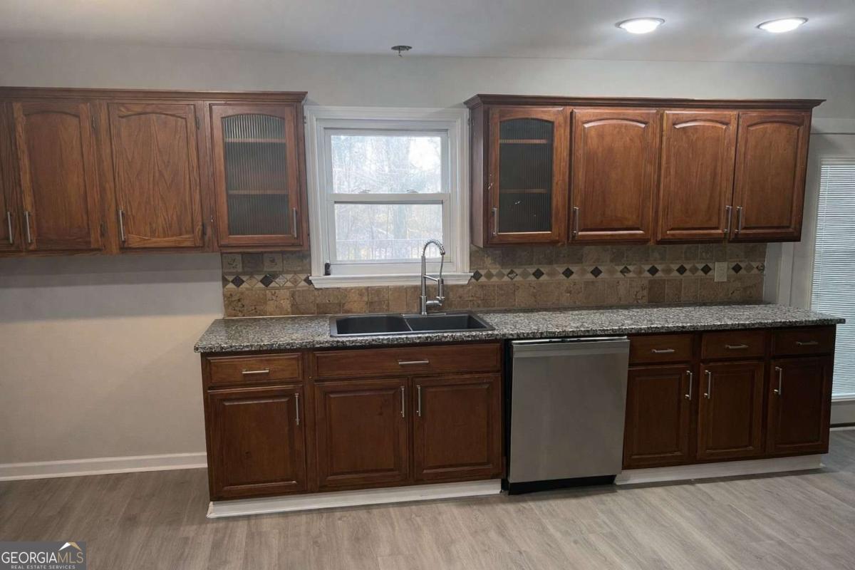 3215 Pond Ridge Trail Snellville GA 30078