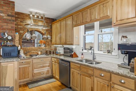 401 Herrin Road Cornelia GA 30531