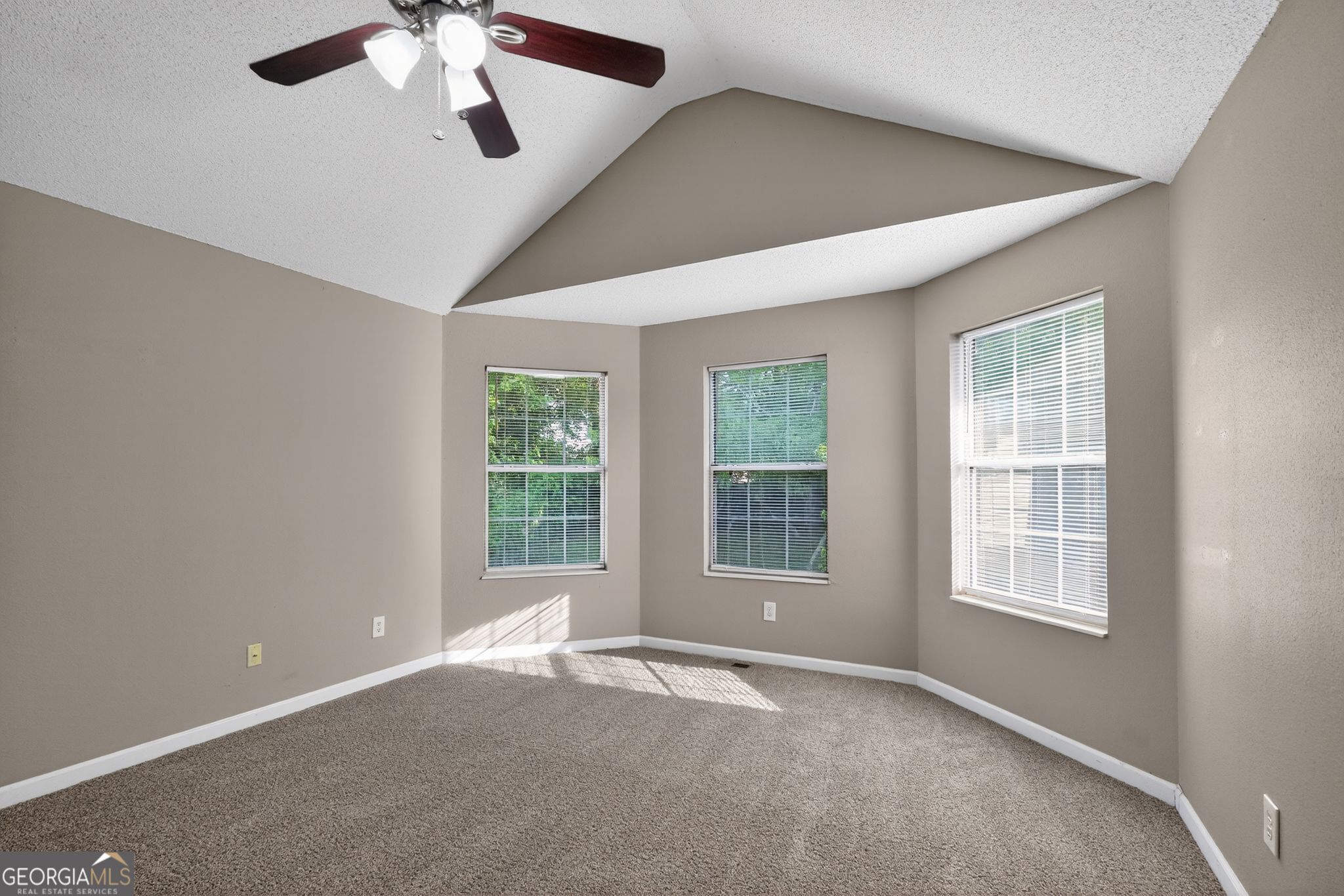 6343 Klondike River Road Lithonia GA 30038