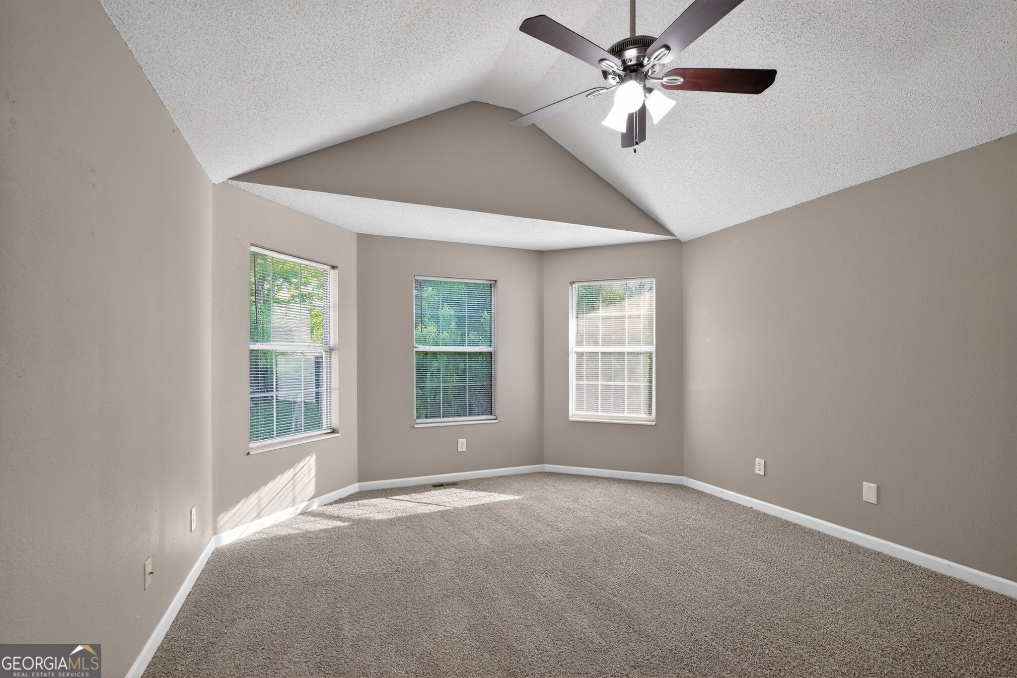 6343 Klondike River Road Lithonia GA 30038